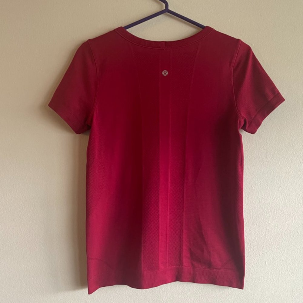 Lululemon Swiftly Tech Relaxed Fit T-Shirt
